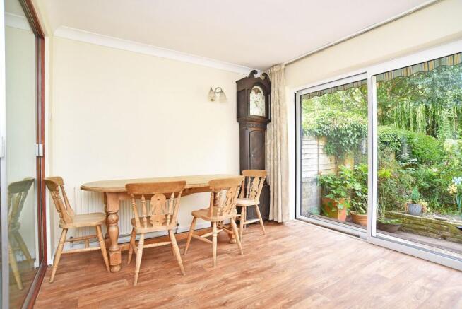 3 bed Semi-Detached for sale Image 9