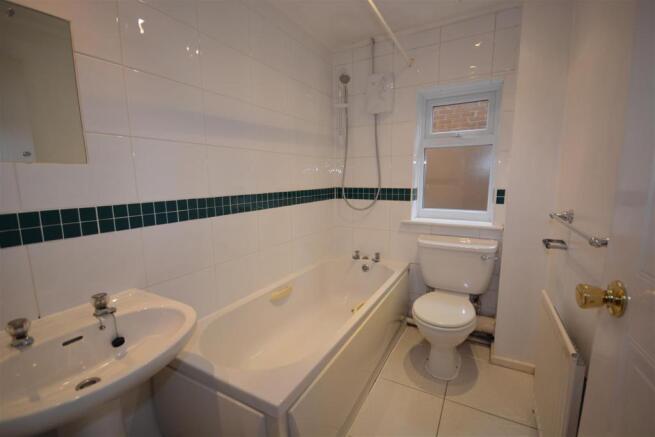 Bathroom.jpg