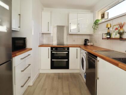 Curlew Close, Cardiff