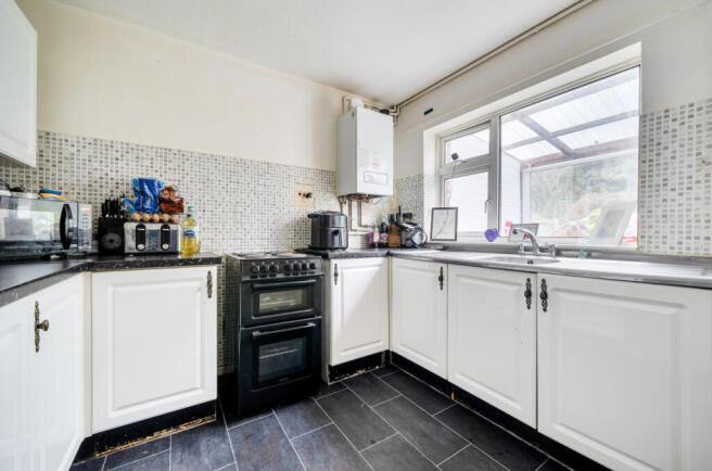 1360574-11-68e636...