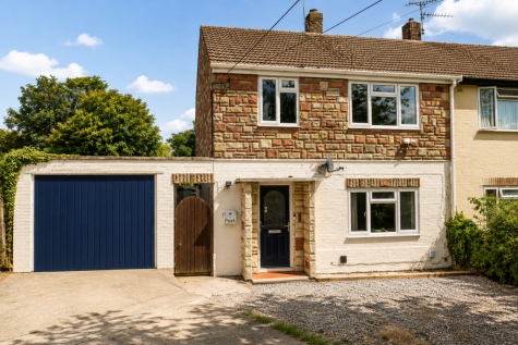 Roberts Road, Totton, Southampton, SO40 9EJ