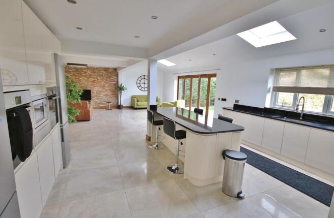 Living/ Dining Kitch