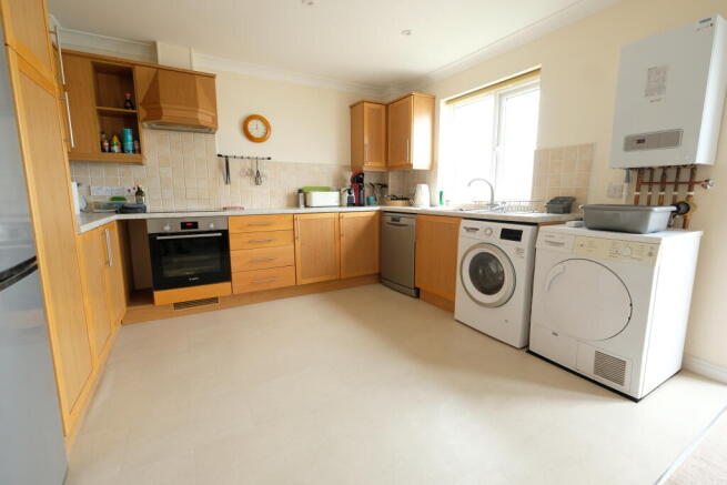 OPEN PLAN ROOM