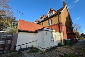 Ground Floor Rear Flat D, 66, Norfolk Road, Littlehampton BN17 5HB