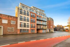 Apartment 8, 16 Sansome Point, Sansome Street, Worcester WR1 1UH