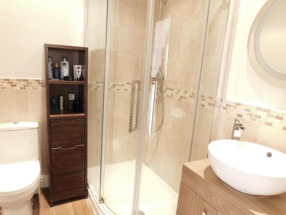 Master En-suite