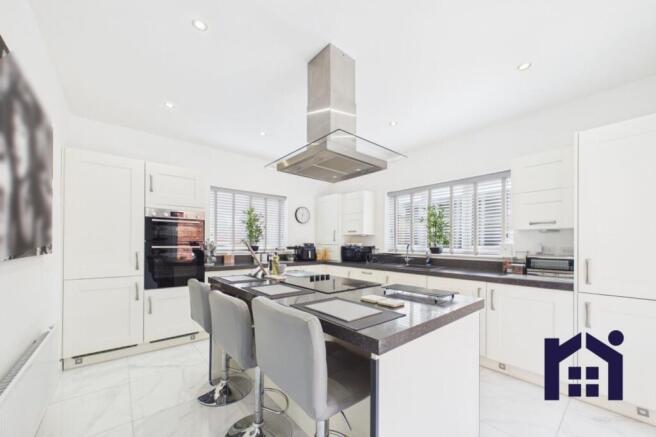 Dining kitchen
