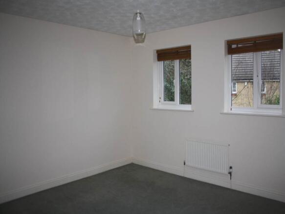 20 Beech Ave bed 2