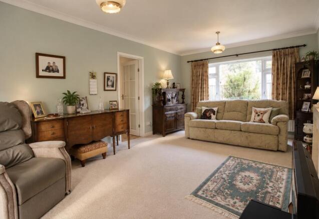 Wellington Drive, Bowerhill, Melksham, Wiltshire photo 4