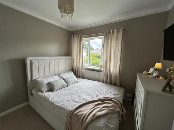 3 bed Semi-Detached for sale Image 7
