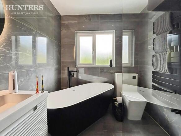 3 bed Detached for sale Image 11