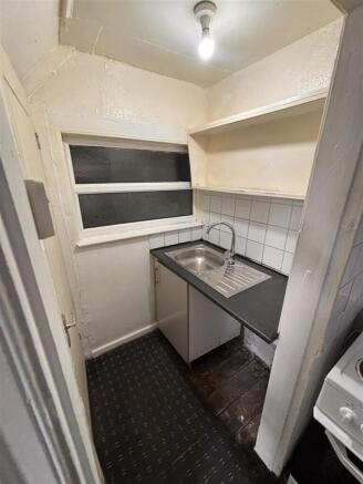 sink area.jpg