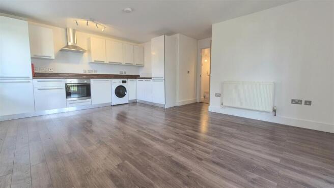 Lounge/Kitchen