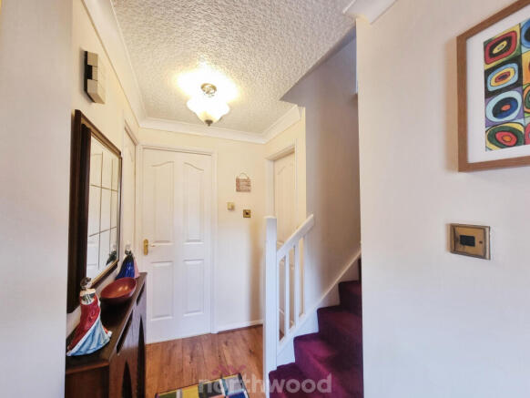 3 bed Semi-Detached for sale Image 9