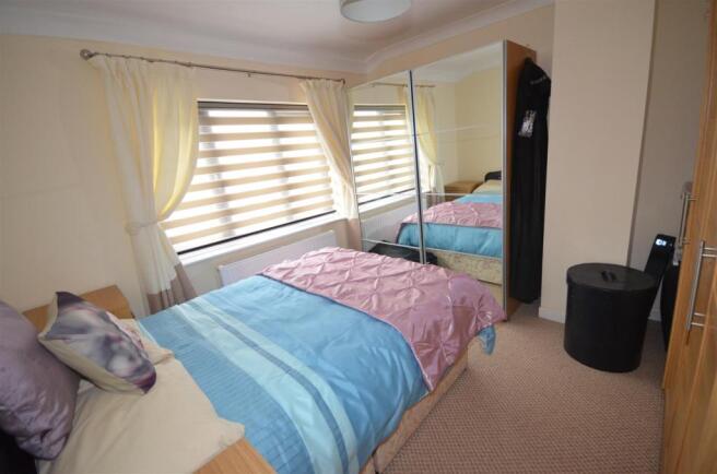 Bedroom2.JPG