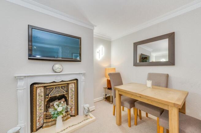 KITCHEN AND DINER/LIVING ROOM