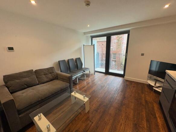 Not Specified to rent Image 6