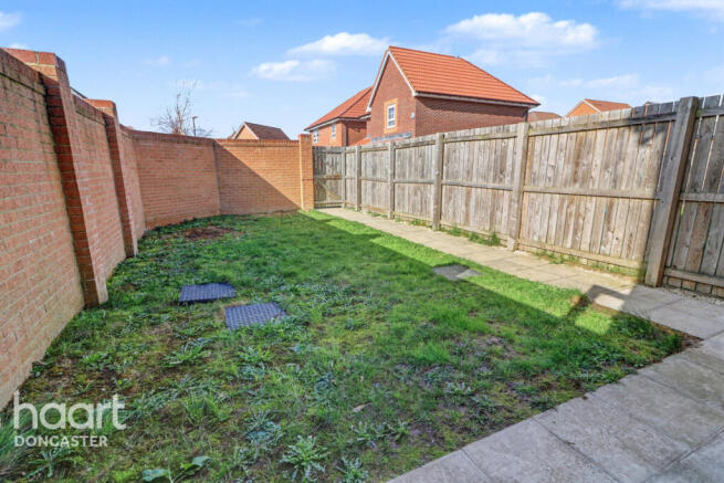 3 bed Semi-Detached for sale Image 4