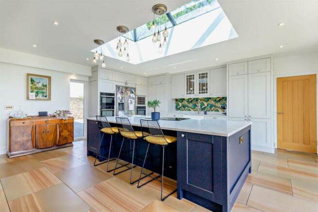 5 tr kitchen 5.jpg