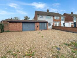 72, Linden Road, Dunstable LU5 4PB