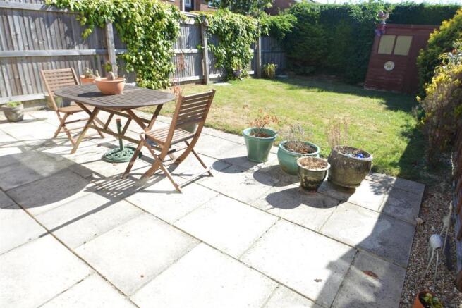 8872g Garden.JPG