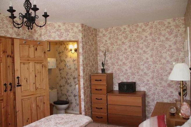 Bedroom 1 (3)