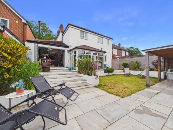 4 bed Detached for sale Image 4