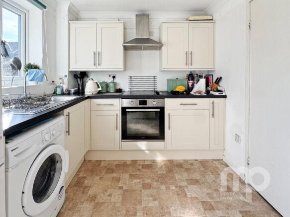 Sawmill Close, Wymondham, NR18 photo 4