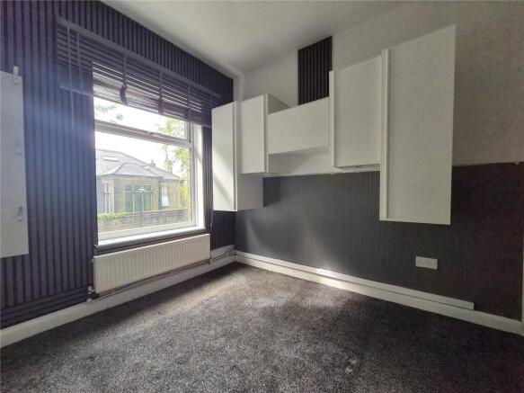 3 bed Terraced for sale Image 9