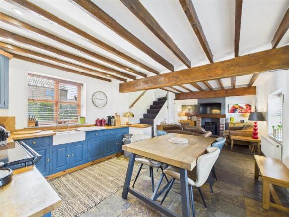 KITCHEN/ DINER