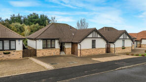 18, Milton Crescent, Troon KA10 7LS