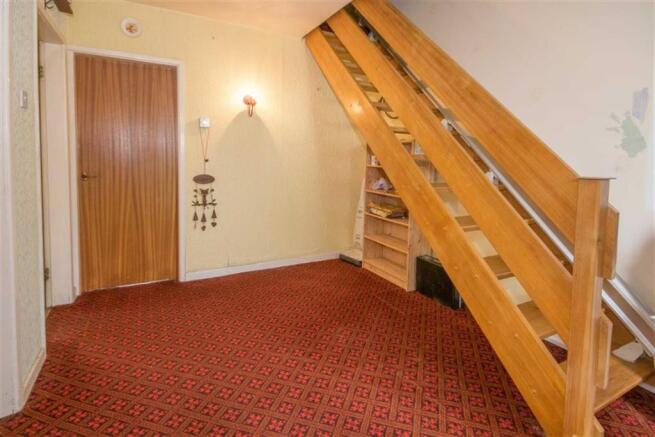 SPACIOUS RECEPTION H