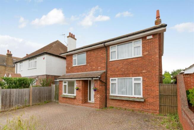 Queens Road, Tankerton