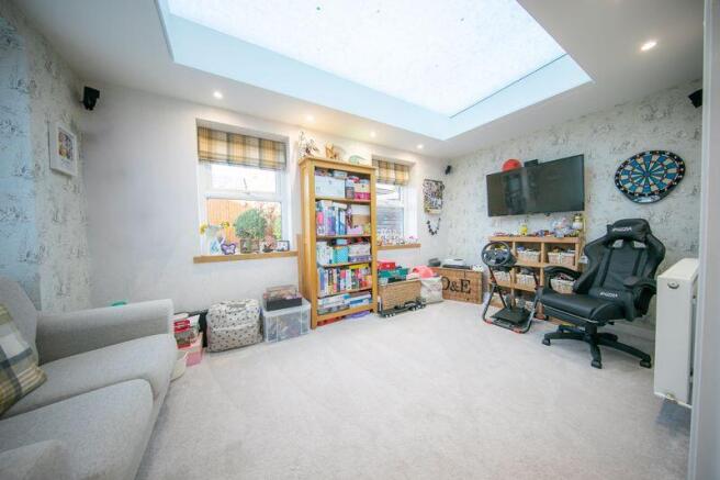 Snug/Playroom