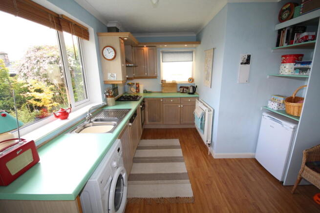 Photo 6