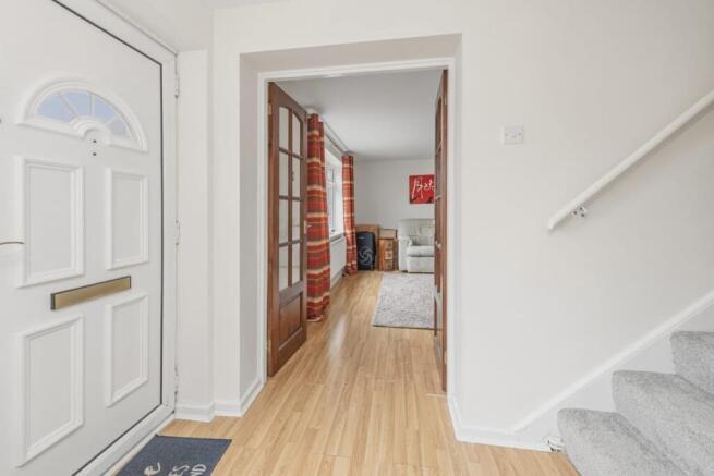 4 bed Semi-Detached for sale Image 6