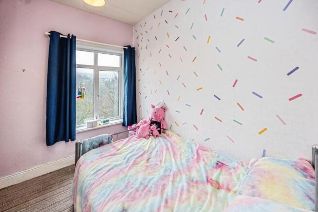3 bed Terraced for sale Image 10