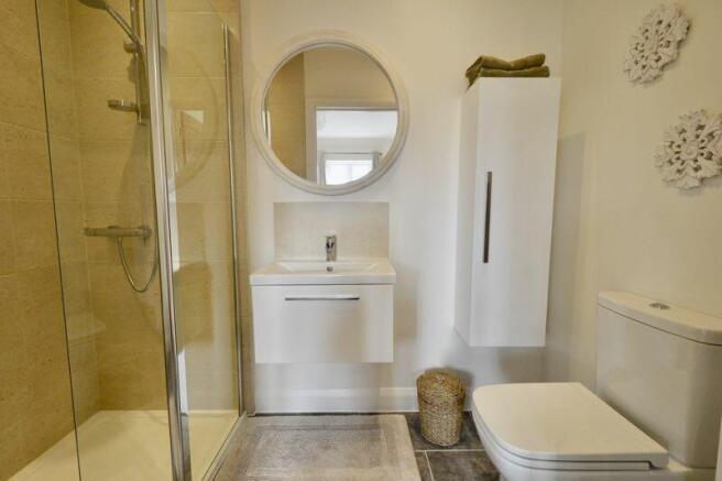 Master Ensuite
