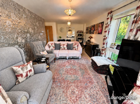 Keighley Road, Bingley, BD16 photo 2