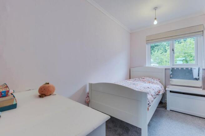 3 bed Semi-Detached for sale Image 10