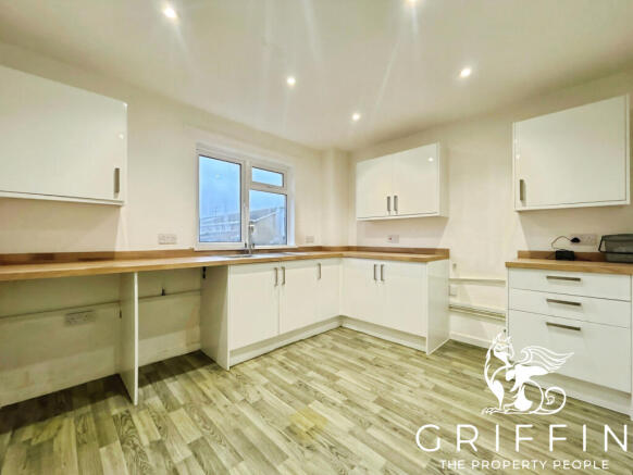 a46eea48dji20251223102635565