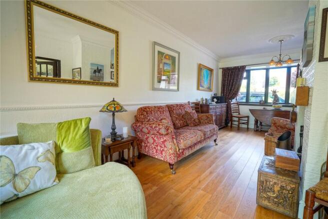 4 bed Detached for sale Image 10