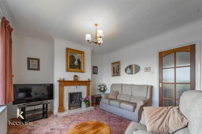 2 bed Semi-Detached Bungalow for sale Image 12