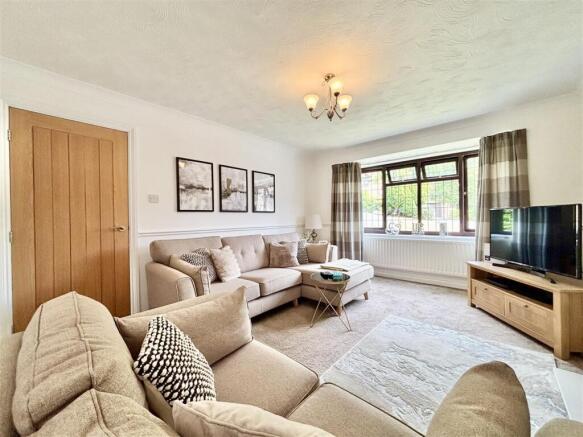 3 bed Detached for sale Image 5