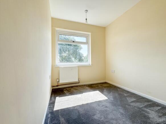 3 bed Terraced for sale Image 10