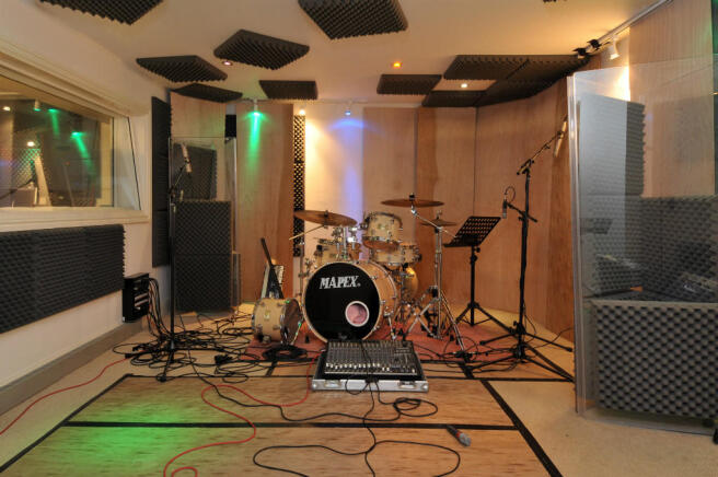 Photo 17