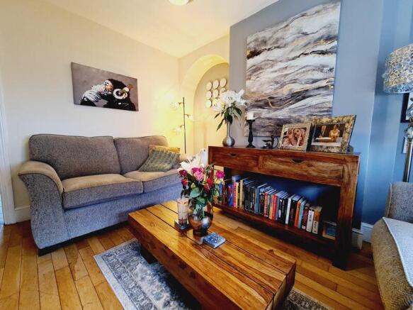 Photo 11