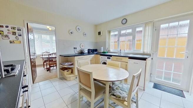 BREAKFAST KITCHEN