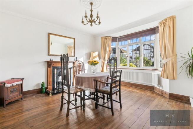 Whitgift Avenue 12 MV-1.jpg