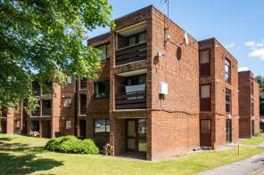 Flat 8, 1232 Viggers Court, Stratford Road, Hall Green, Birmingham B28 9BH